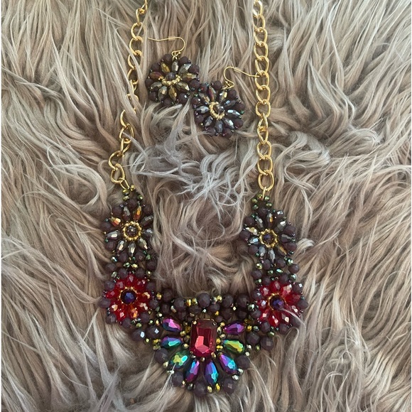 Charming Charlie Jewelry - Charming Charlie Jewel Tone Floral Necklace and Earrings Set